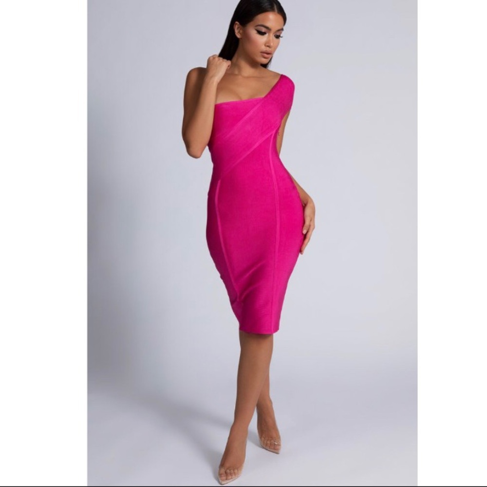 Brand new, size M one shoulder, pink bandage dress made to hug your curves